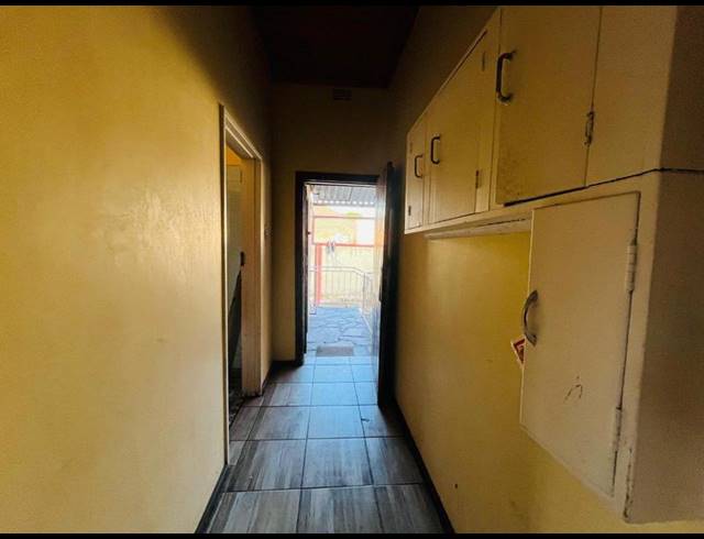 3 BEDROOM HOUSE FOR SALE IN KENSINGTON